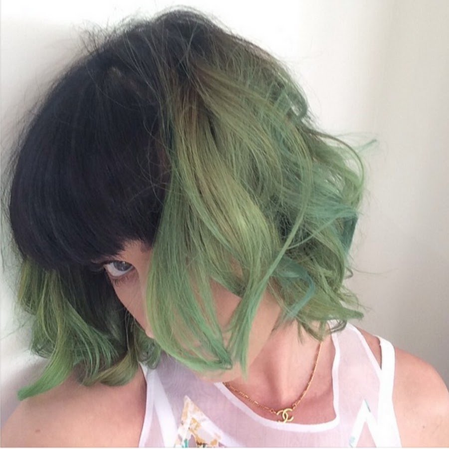 Зеленый цвет волос