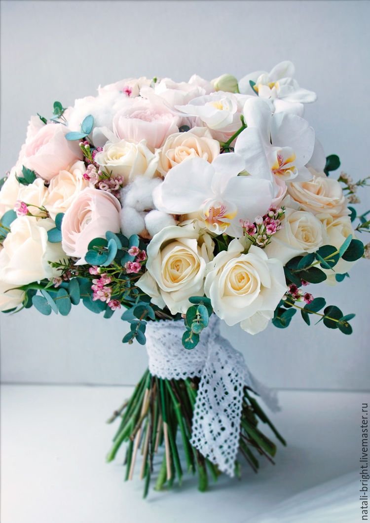 Букет цветов на свадьбу в подарок
