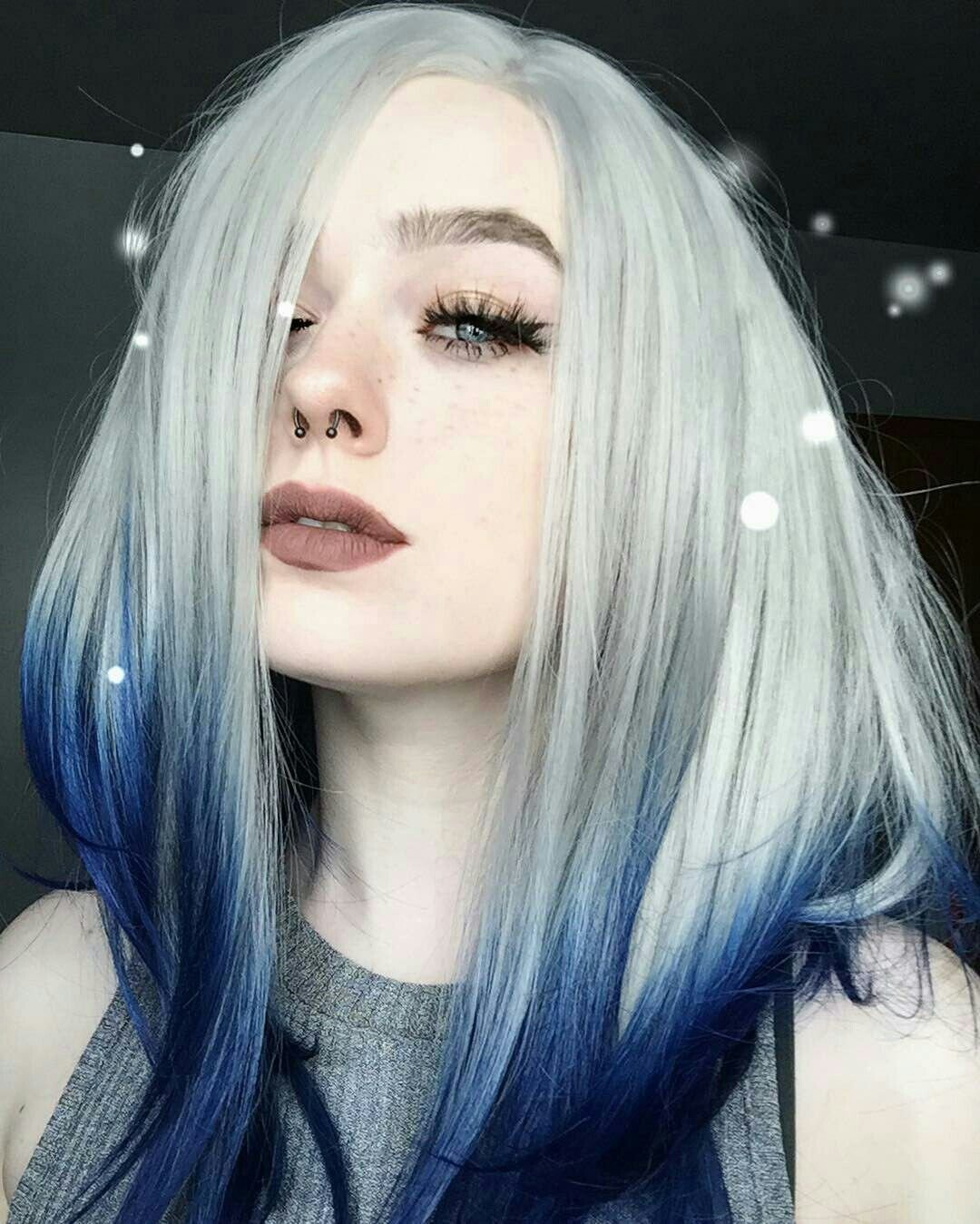 Синий цвет волос у девушек