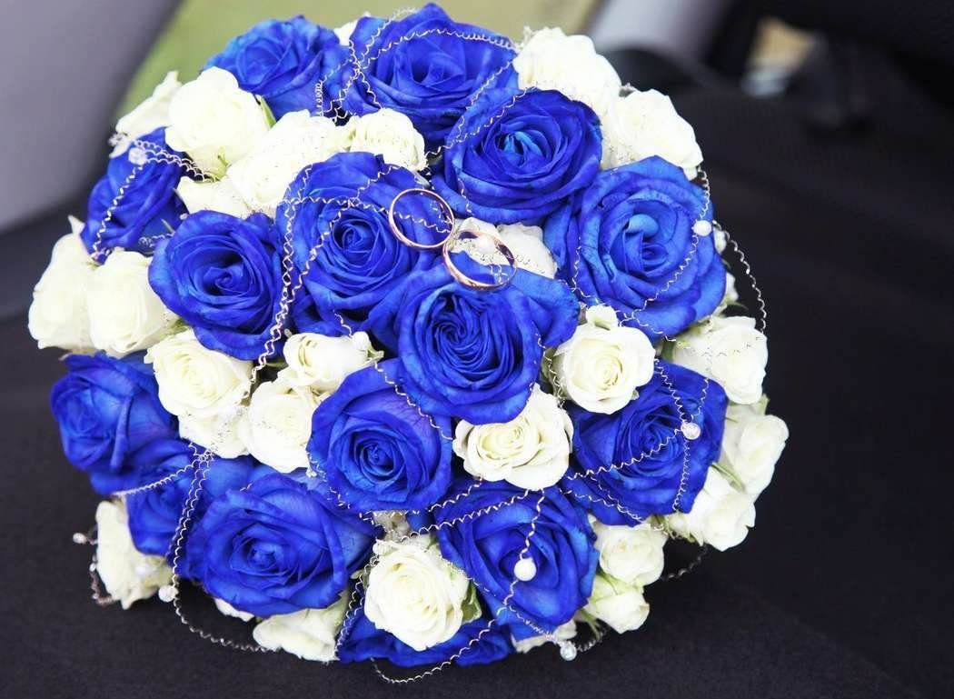 Букеты цветов в синих тонах