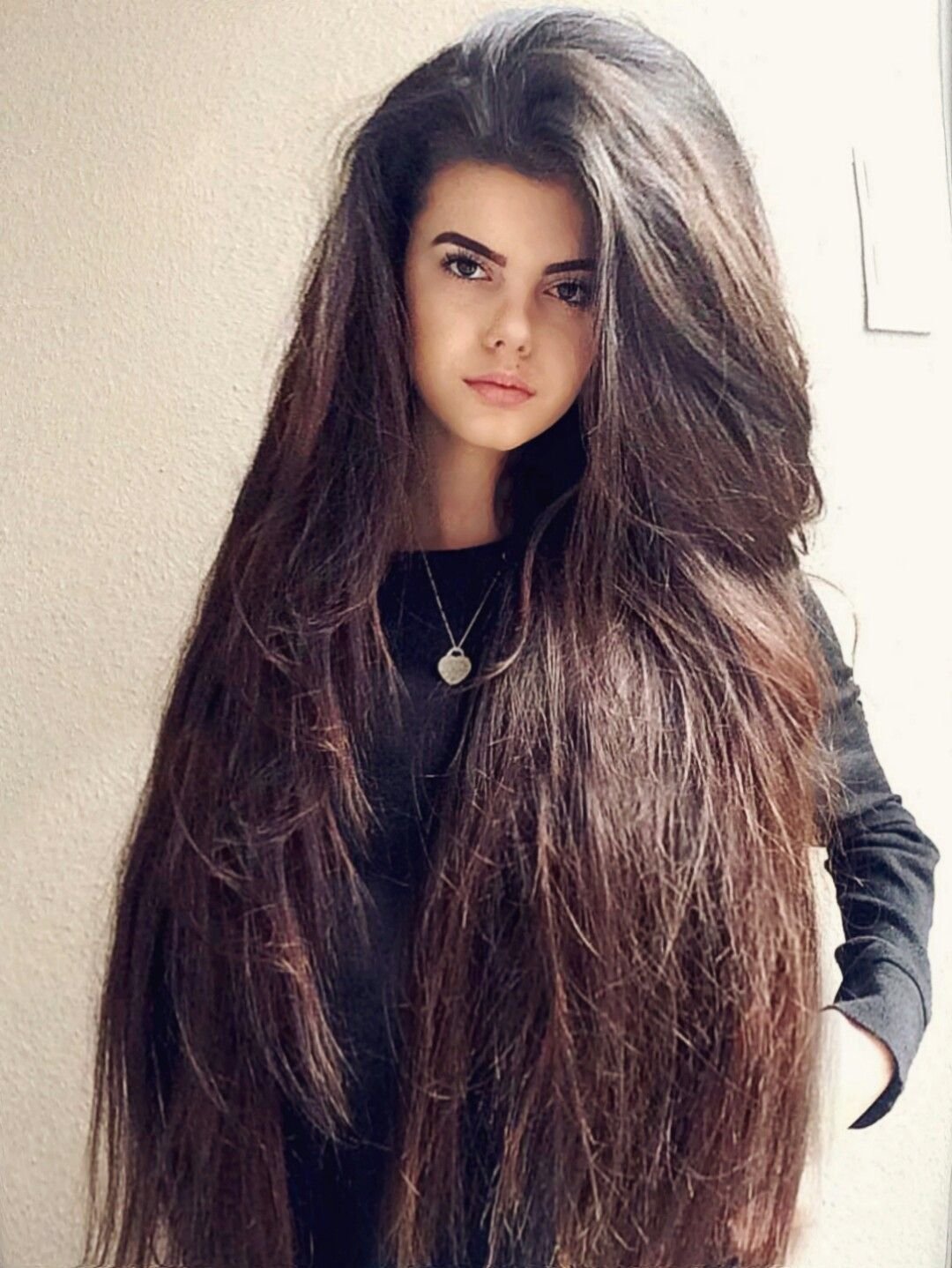 Очень длинные волосы
