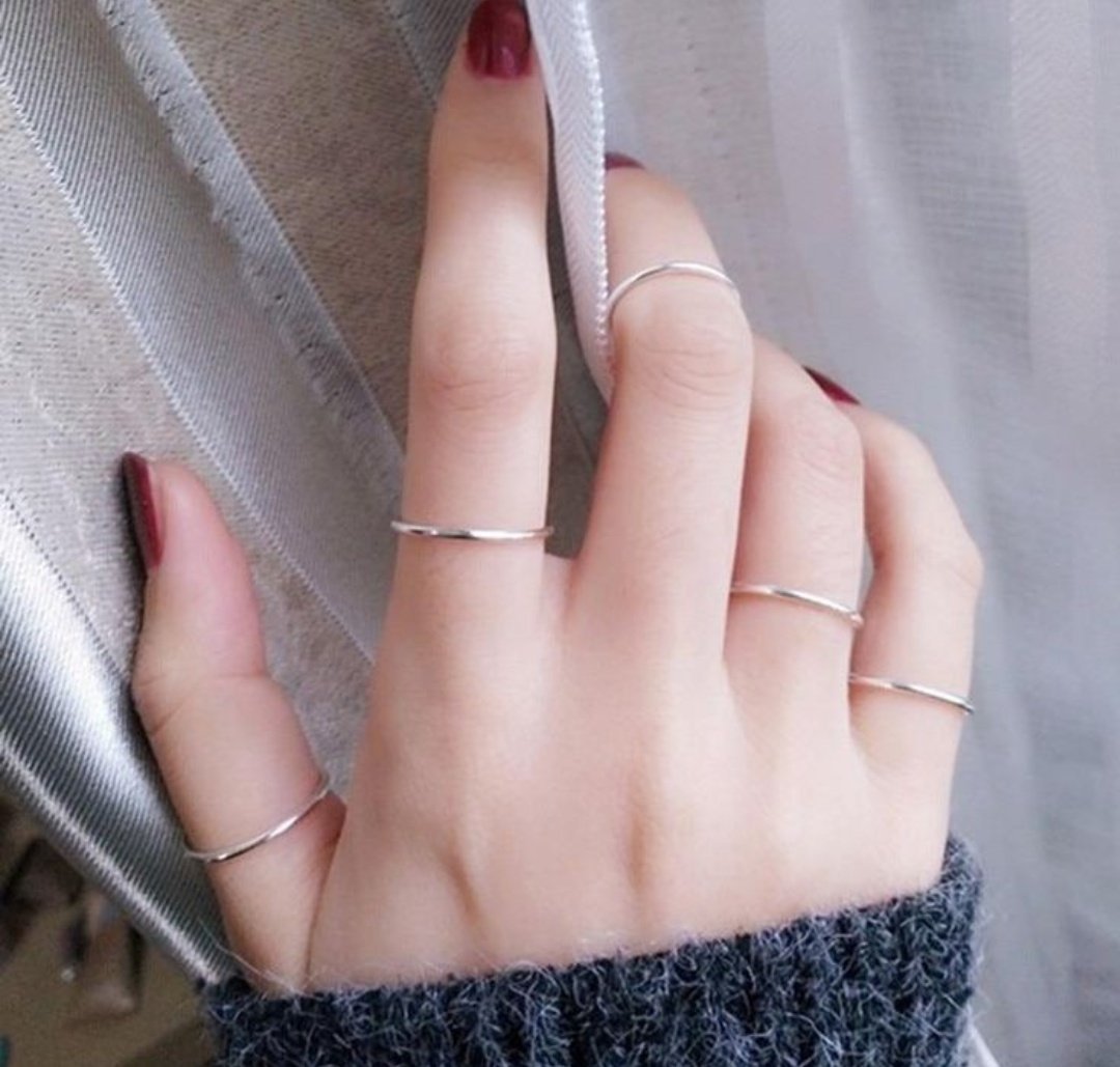 Кольцо на середину пальца