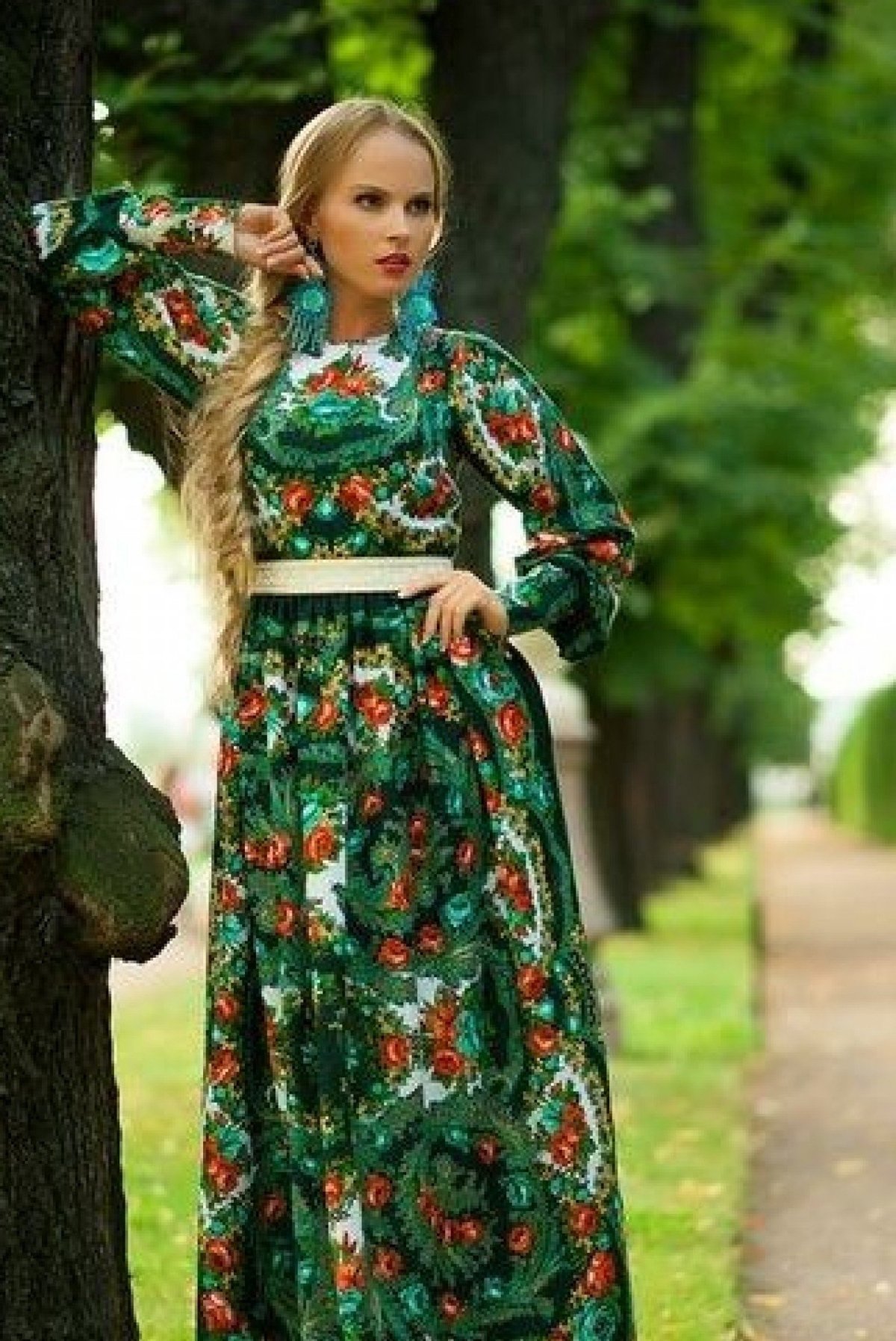 Платье в народном стиле