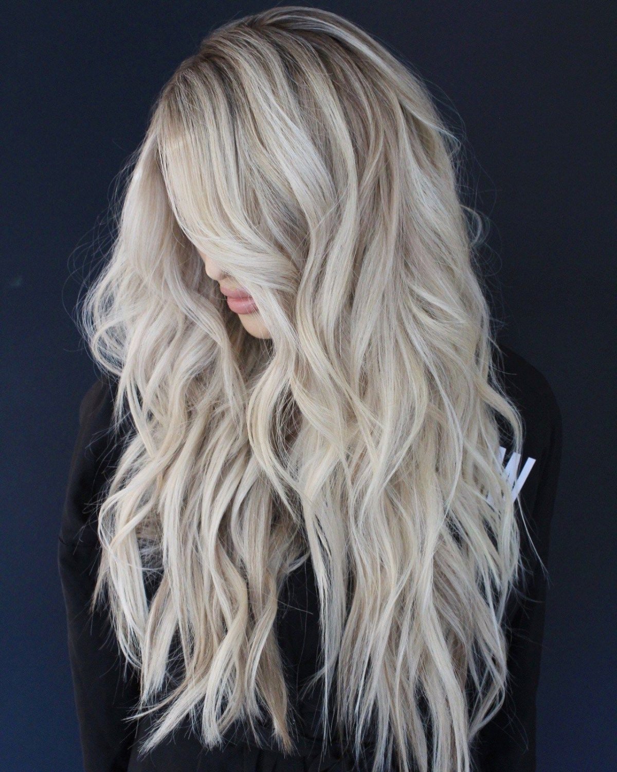 Длинные волосы блонд
