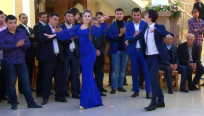 Чеченские танцы на свадьбах