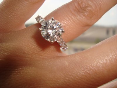 Кольцо с пятью бриллиантами