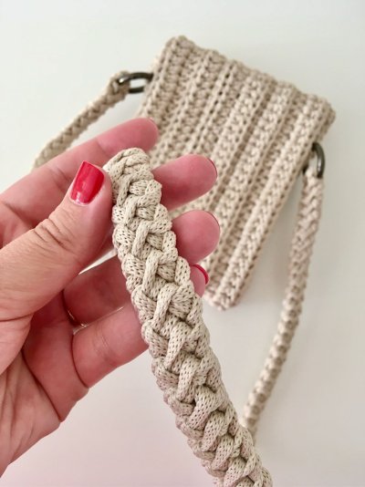 Ремешок для сумки крючком из шнура