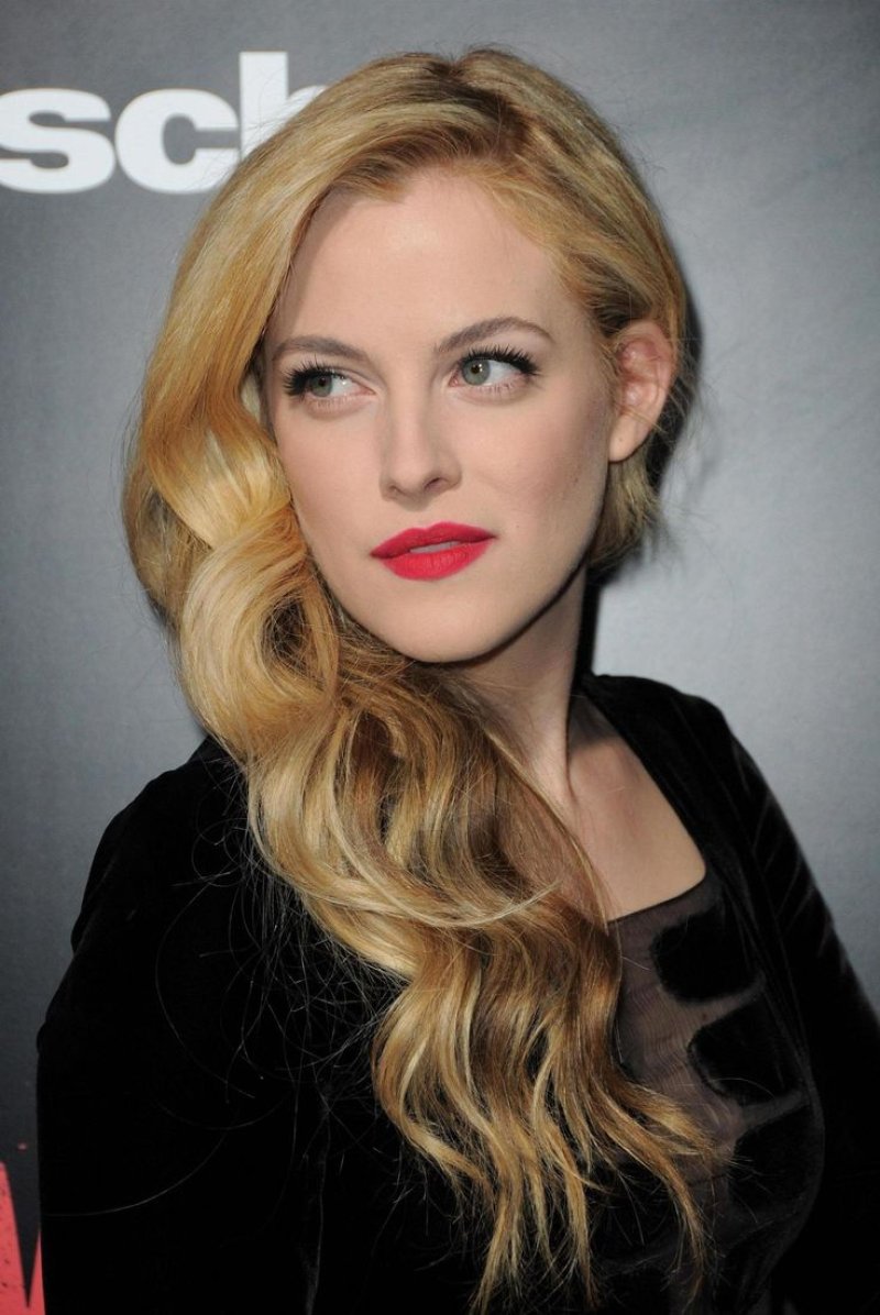 Riley keough