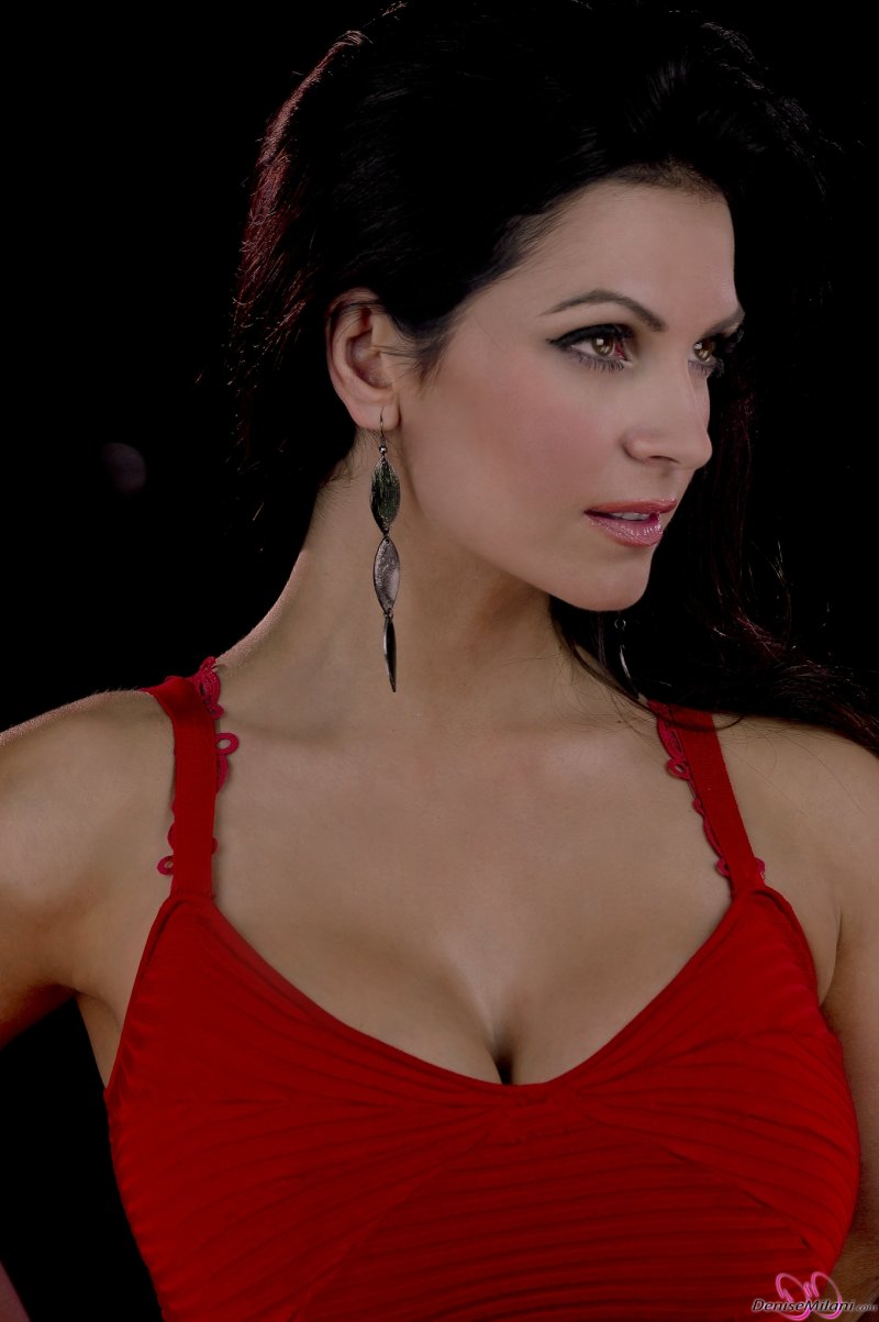 Denise milani