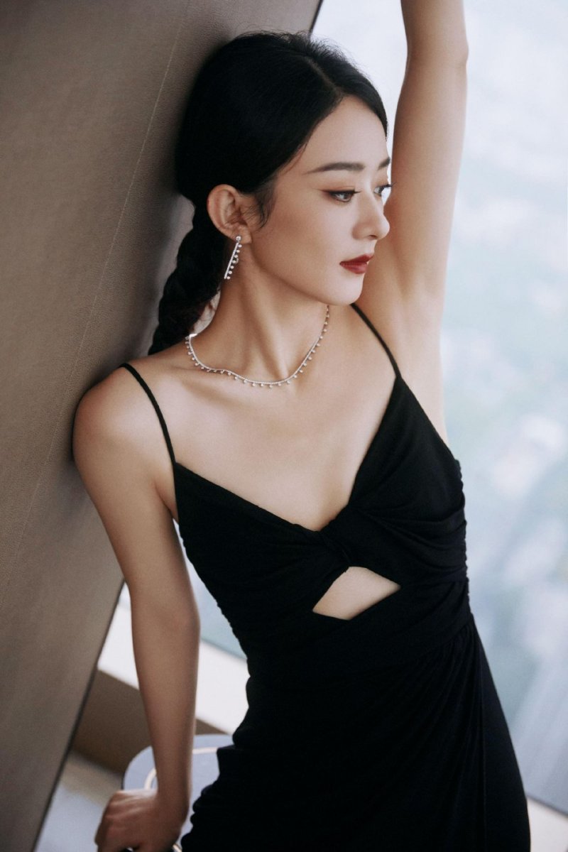 Чжао ли ин (zhao li ying)