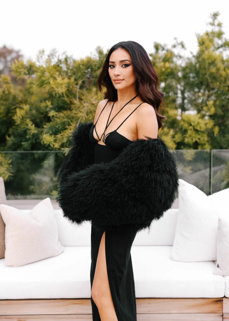 Shay mitchell