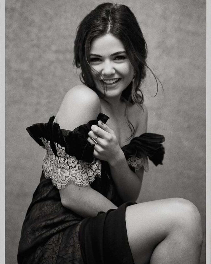 Danielle campbell