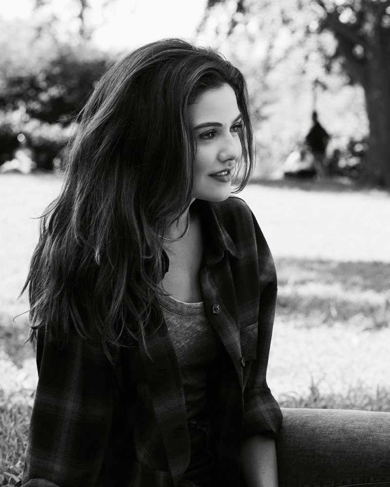 Danielle campbell