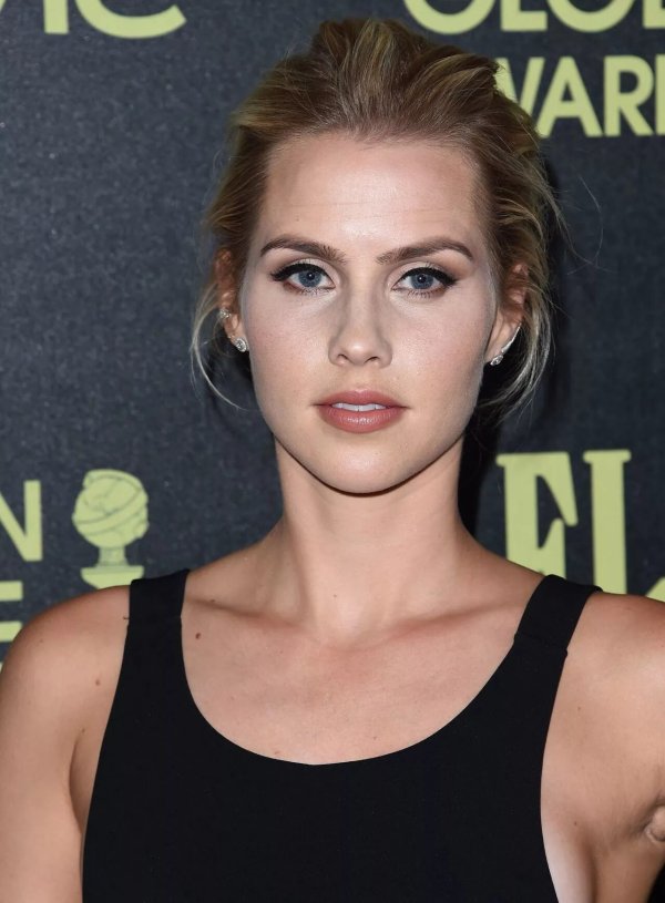 Фото: Claire holt