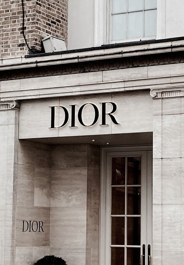 Фото: Christian dior