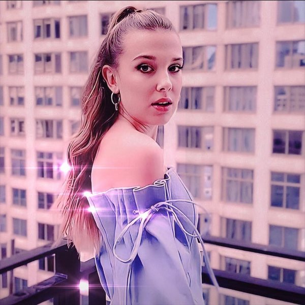 Фото: Millie bobby brown central