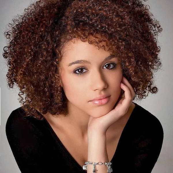 Фото: Натали эммануэль nathalie emmanuel