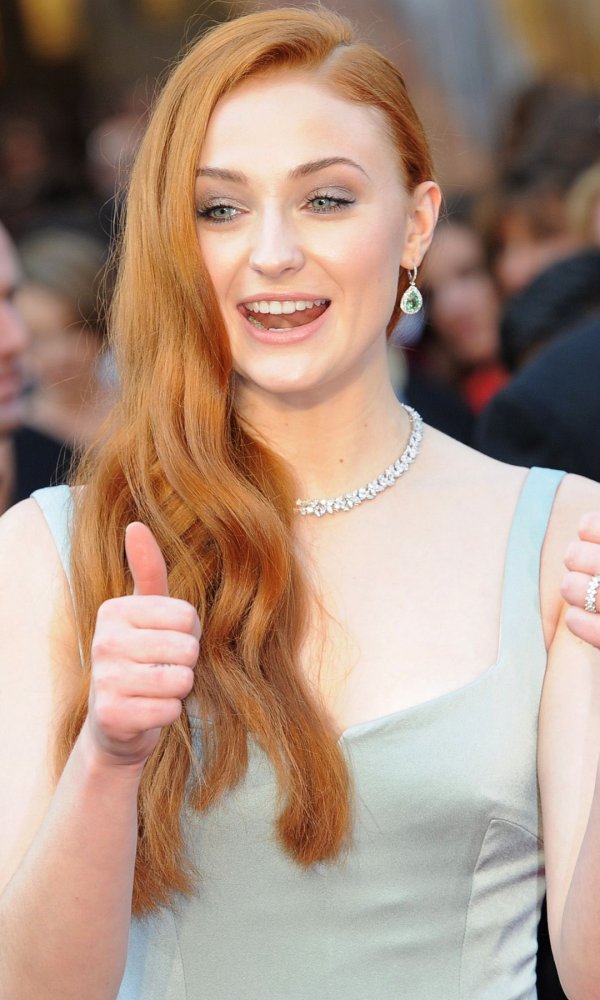 Фото: Sophie turner n