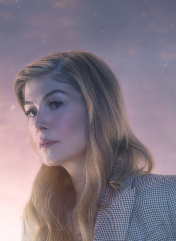 Фото: Rosamund pike