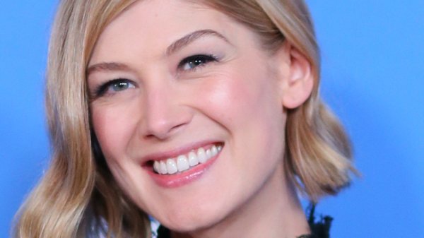 Фото: Rosamund pike