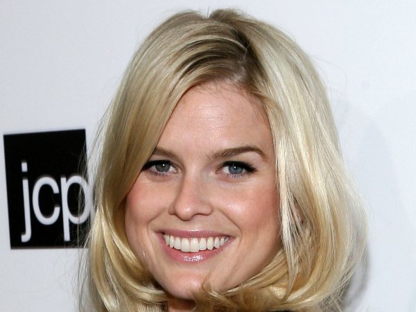 Фото: Alice eve