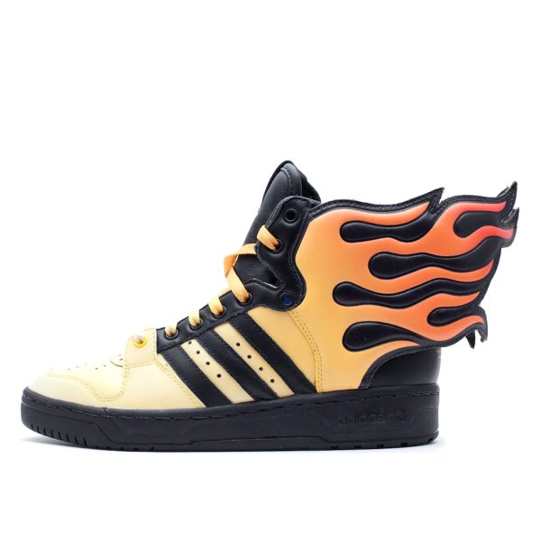 Фото: Jeremy scott x adidas