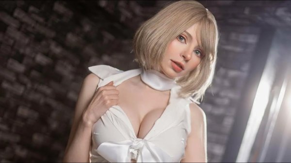 Фото: Peachmilky косплей эшли