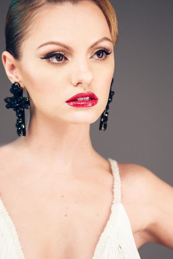 Фото: Alexandra stan