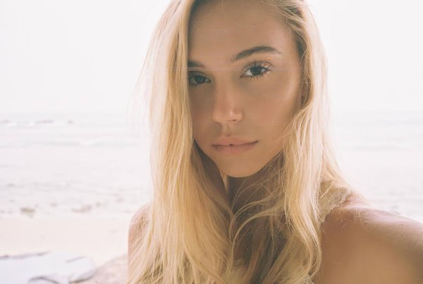 Фото: Alexis ren