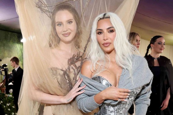 Фото: Kim kardashian met gala