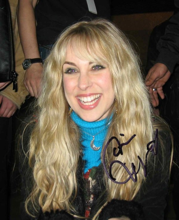 Фото: Candice night