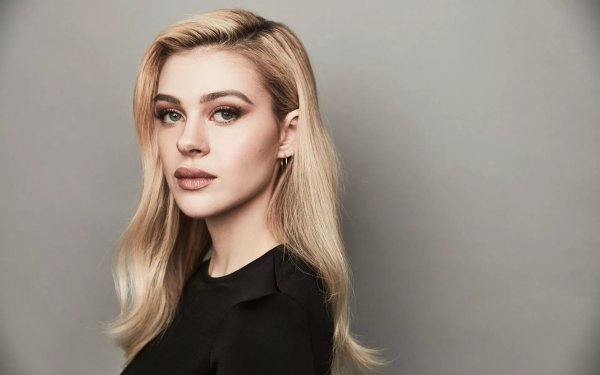 Фото: Nicola peltz