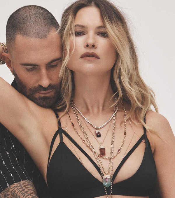 Фото: Adam levine behati prinsloo