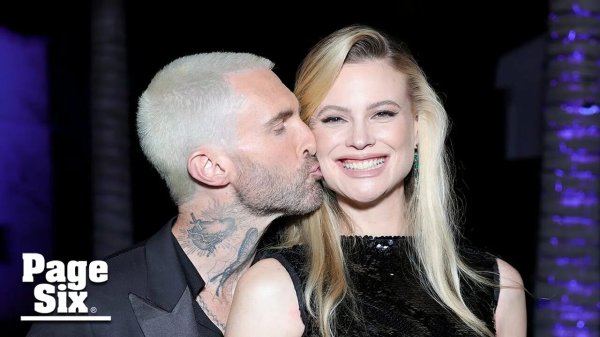 Фото: Adam levine behati prinsloo