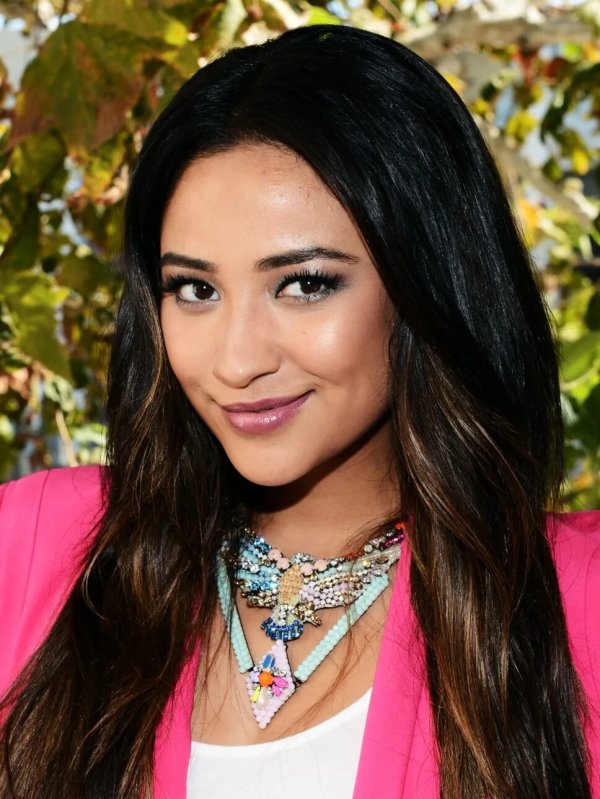 Фото: Shay mitchell