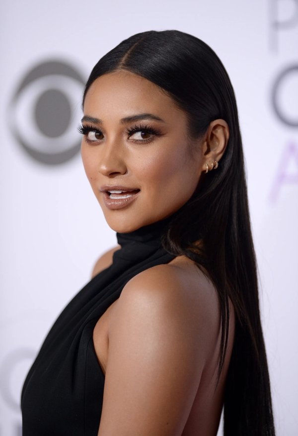 Фото: Shay mitchell