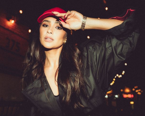 Фото: Shay mitchell