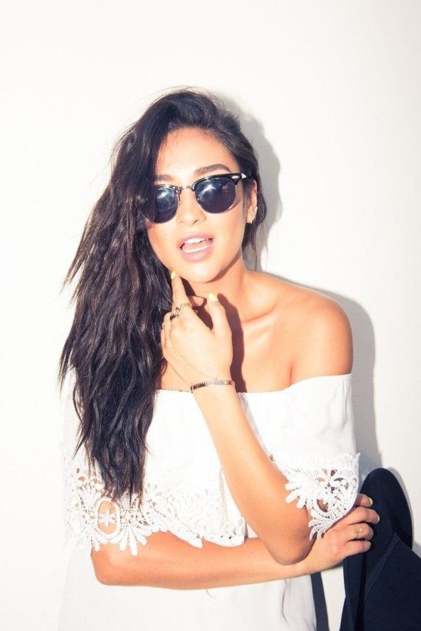 Фото: Shay mitchell