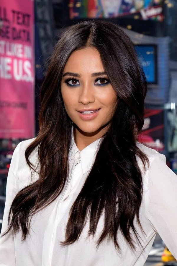 Фото: Shay mitchell