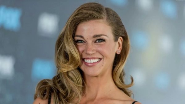 Фото: Adrianne palicki