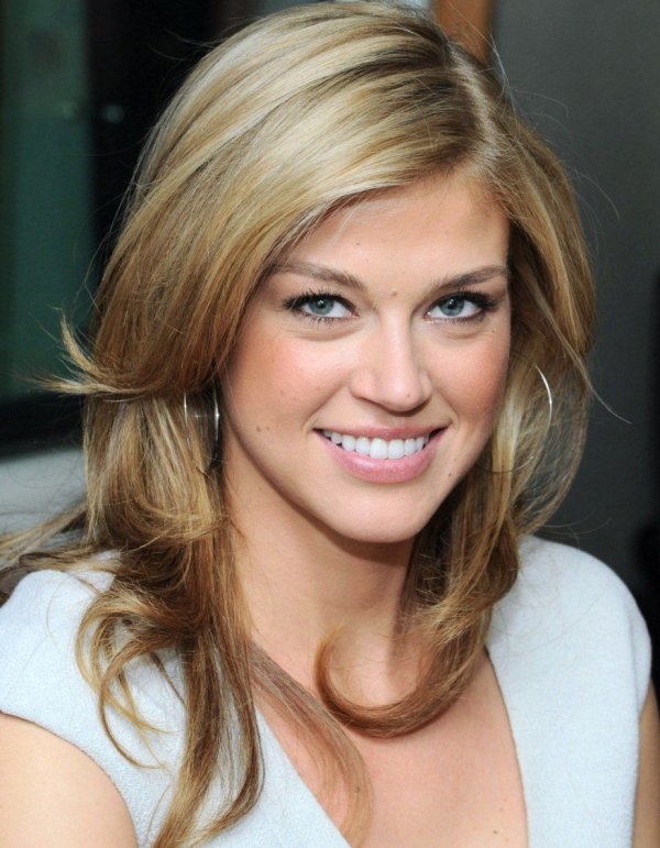 Фото: Adrianne palicki