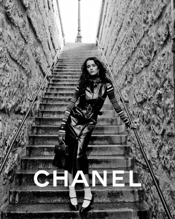 Фото: Шарлотта казираги chanel