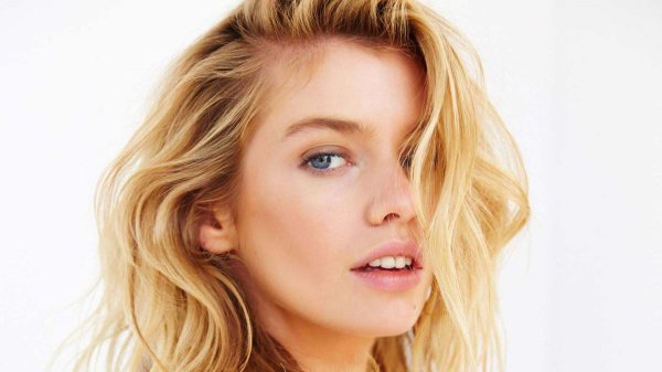 Фото: Stella maxwell